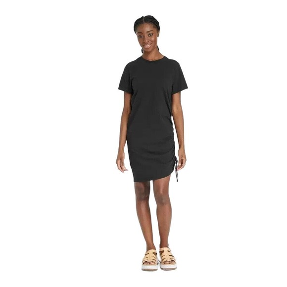 Universal Thread Dresses & Skirts - Universal Thread Black Side Ruched T. Shirt Dress